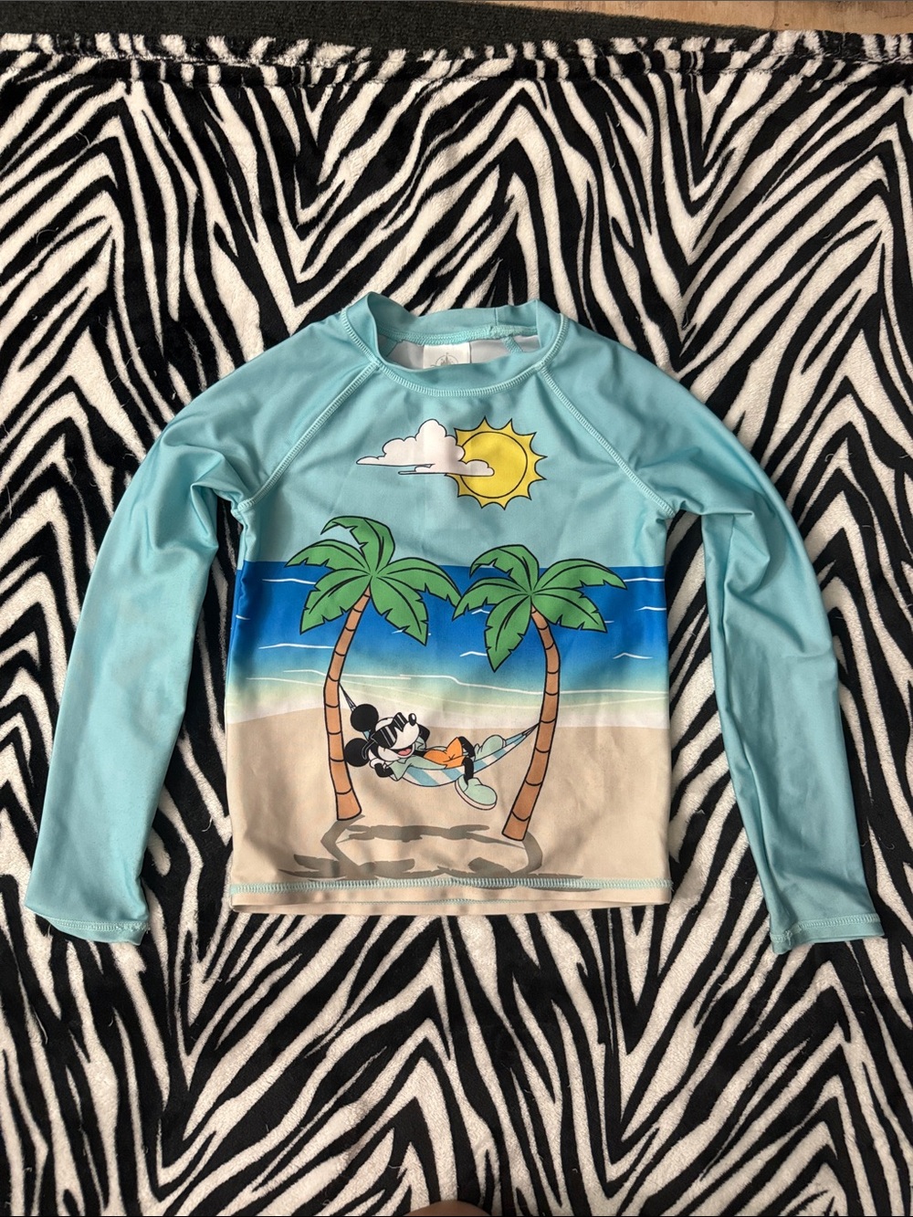 Boys Rash Guard Bundle - Picture 4 of 8